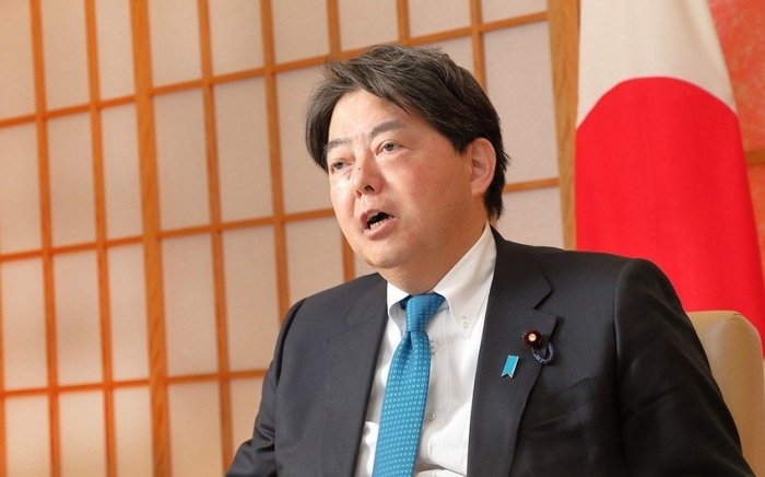Tokio Trampning Eron zarbalarini Yaponiyaning atom bombasi bilan solishtirganiga munosabat bildirdi