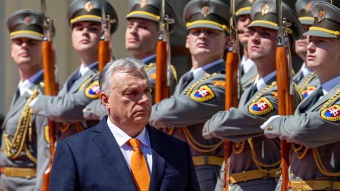 Орбан: "Европа Киев урушни давом эттириши керак деган қарорга келди"