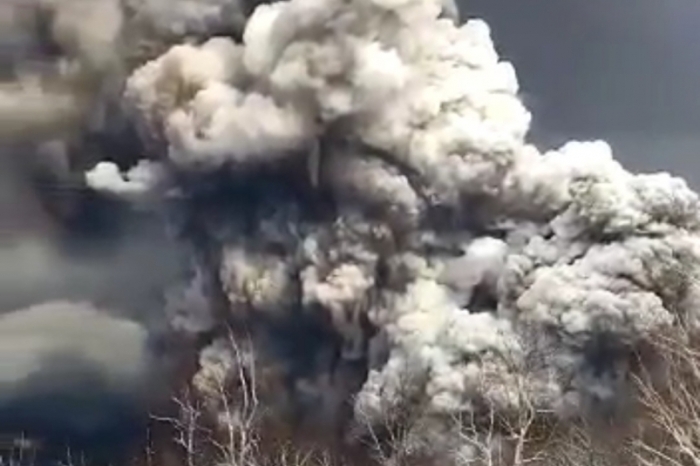  Россияда Шивелуч вулқонидан отилган кул булути 500 км.га тарқалди