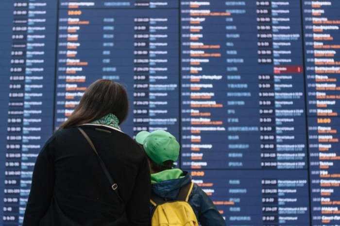 Россия пойтахтида 300 дан ортиқ рейс кечиктирилди