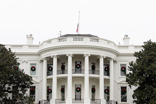 АҚШ Пентагоннинг махфий маълумотлари ошкор этилиши учун ким жавобгар эканлигини билмайди