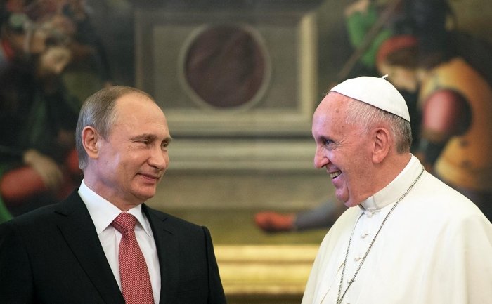 Путин Рим папаси Францискнинг вафоти муносабати билан ҳамдардлик билдирди