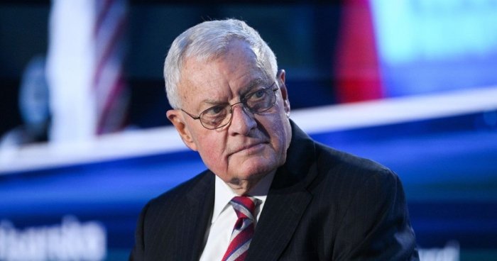 Украинада тинчлик кузга қадар ўрнатилиши мумкин