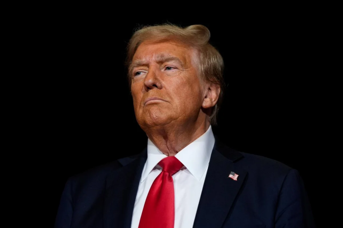 Трамп: "Менга мамлакатни вайрон қилиш ҳуқуқи берилган”