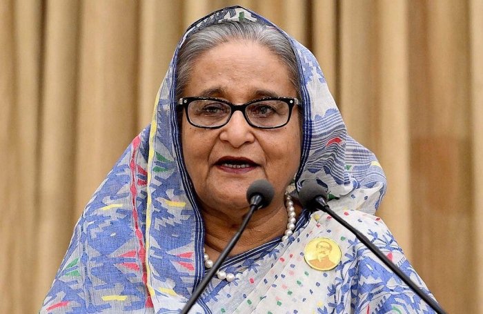 Bangladeshning sobiq bosh vaziri sirtdan o‘lim jazosiga hukm qilindi