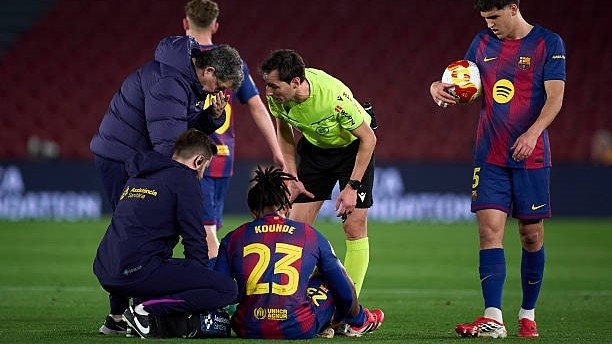 "Барселона" икки асосий ҳимоячисидан камига 1 ойга айрилди