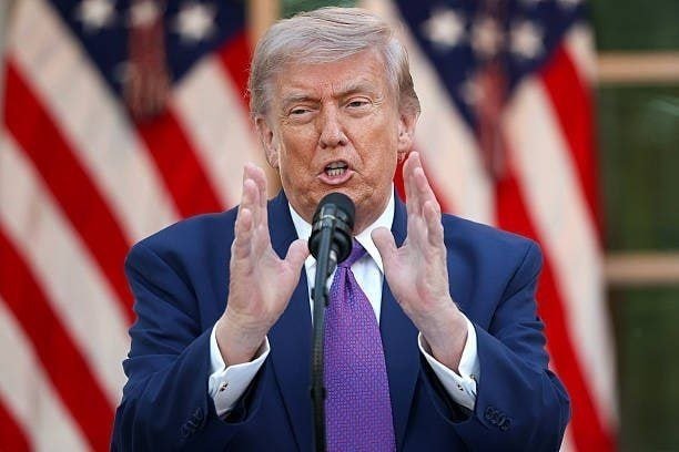 Эрон яқинда нима содир бўлишини билади — Доналд Трамп 