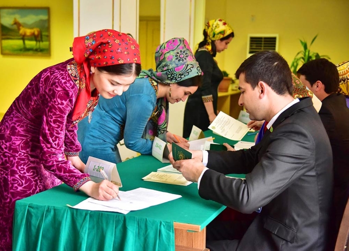 Turkmaniston parlamenti saylovlarida 3,5 millionga yaqin saylovchi qatnashadi