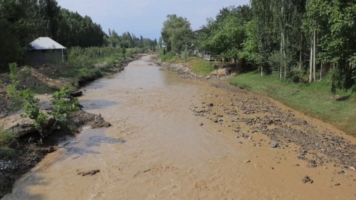 O‘zbekistonning sakkiz viloyatida sel kelishi xavfi e’lon qilindi