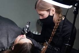 Janubiy Koreyada tatuirovka qonuniylashtirildi, ammo rassomlarning 33 yillik kurashi hali tugamadi