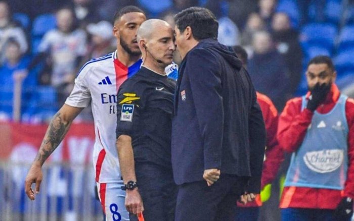 Hakamga nisbatan agressiv munosabatda bo‘lgan murabbiy 9 oyga chetlatildi