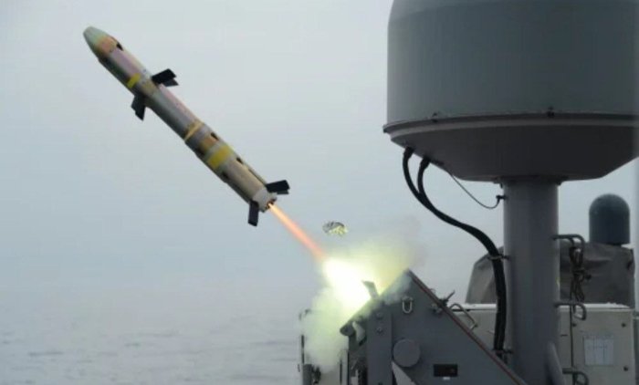 Tramp Ukrainaga Tomahawk qanotli raketalarini yuborish imkoniyatini ko‘rib chiqqan — The Washington Post 