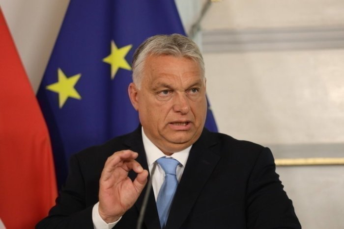 Орбан ҳар қандай муаммоларда украиналикларни айбламоқда