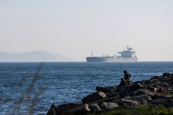 Rossiya Qora dengizda turk fuqarolik kemasiga hujum qildimi? (video)