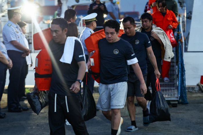 Филиппинда паром ҳалокати: қурбонлар сони 30 нафардан ошди