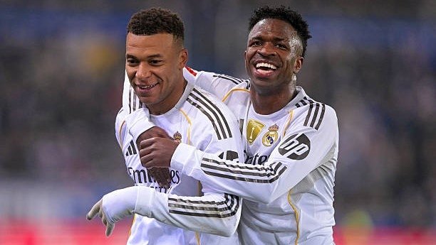 Манба: Мбаппе Винисиус ва Родригонинг кетишини истамоқда. Килиан уларнинг ўрнига футболчи танлаб қўйган