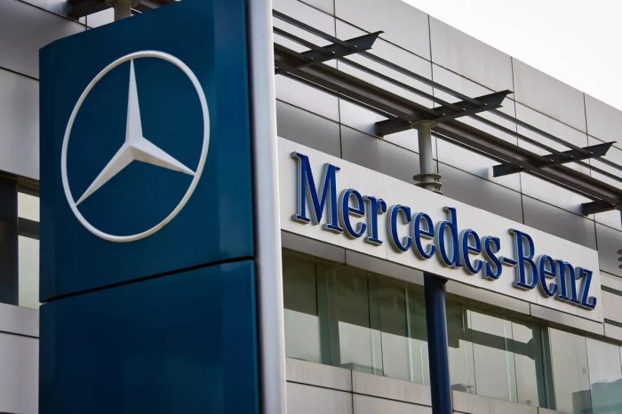 Mercedes-Benz savdosi keskin tushib ketdi