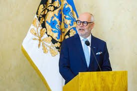 Эстония президенти Россия билан алоқани тиклашга чақирди