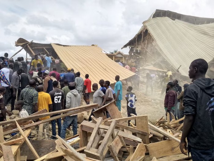 Nigeriyada ikki qavatli maktab binosi qulashi oqibatida 22 kishi halok bo‘ldi