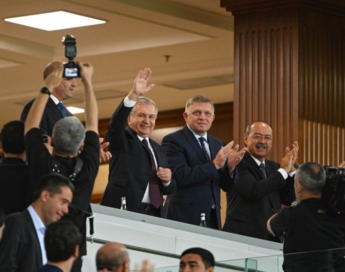 Mirziyoyev "Bunyodkor"dagi bellashuvni Fiso bilan birgalikda kuzatmoqda