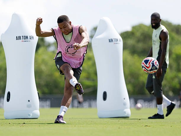 Mbappe: «Qaytib keldim!» (FOTO)