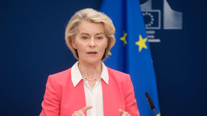 Фон дер Ляйен Украинада ЕИ кенгайиши ва мудофаа масалаларини муҳокама қилади