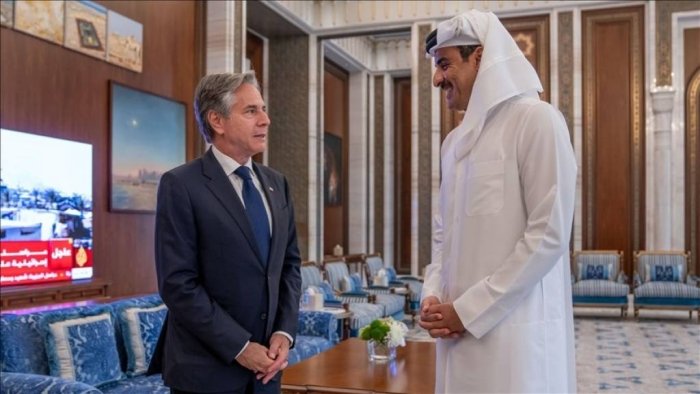 Qatar amiri AQSh davlat kotibi bilan uchrashdi