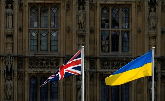 Британия Украинага АҚШ билан музокаралар бўйича маслаҳат бермоқда