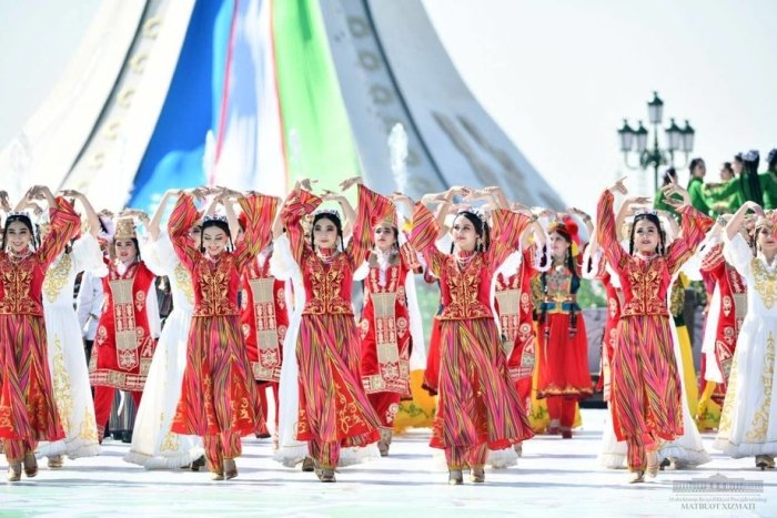 2025 йилги Наврўз байрами «Қадриятларинг боқий бўлсин, Наврўз!» шиори остида нишонланади