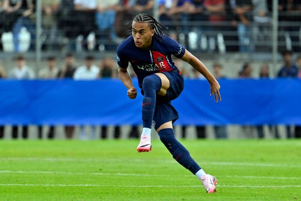 Kichik Mbappe ham "PSJ"dan ketishini e’lon qildi