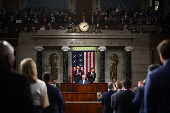 Буюк Британия қироли: "Украина бизнинг муросасиз ёрдамимизга муҳтож"