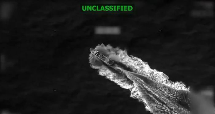 АҚШ кучлари Тинч океанида яна бир гиёҳванд моддалар савдоси кемасига ҳужум қилди