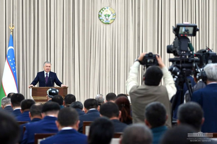 Suv tekin emas, degan g‘oyani aholiga chuqur singdirish lozim – Prezident