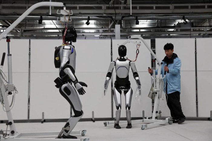Pekinda odamsimon robotlar do‘koni ochiladi