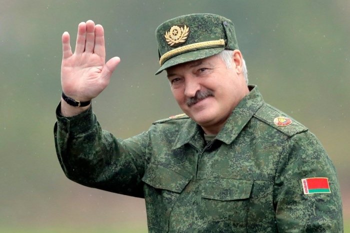 Лукашенко: Беларусь ҳарбийлари Украина ҳудудида бўлмаган ва бўлмайди
