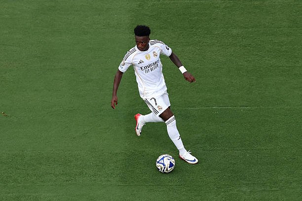 "Real" - Vinisiusga: Mbappedan ko‘p pul olmaysan