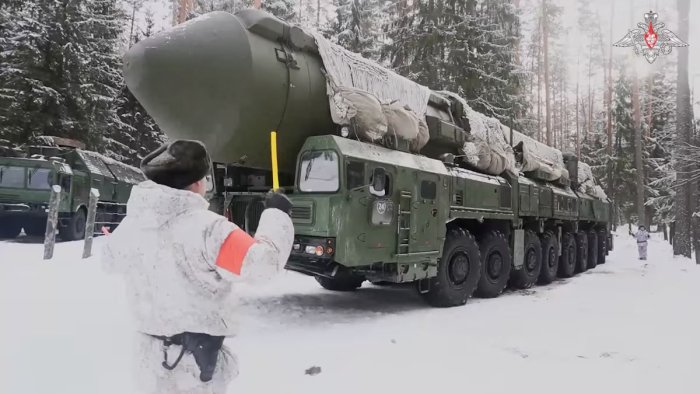 Руслар "Ярс" ракеталари билан шуғулланмоқда