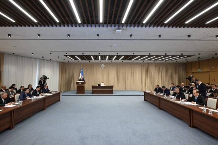 Vazirlik va hokimliklarda sun’iy intellektni rivojlantirish bo‘linmasi tashkil qilinadi