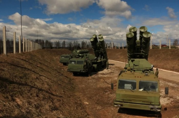 Россия ҳарбийлар бир кечада Украинанинг 50 та дронини уриб туширди