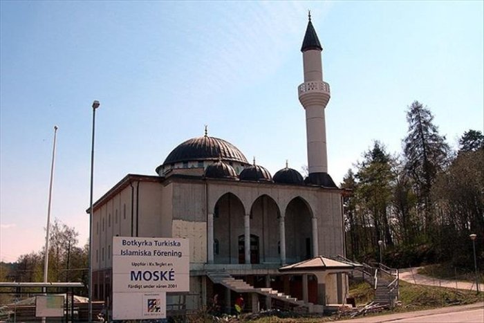 Швецияда Рамазон чекишни ташлаш ойига айланди.