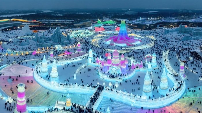 Xitoyda dunyodagi eng katta muz va qor parki ochildi