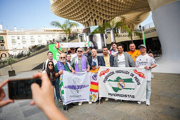 "Real" muxlislari Florentino Peresdan Ronalduni so‘rashmoqda (FOTO)