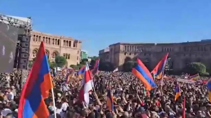 Armaniston poytaxtida Pashinyan hukumatiga qarshi navbatdagi norozilik namoyishi bo‘lib o‘tdi