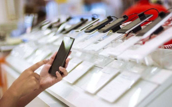 O‘zbekistonga telefon import qilish keskin kamaydi