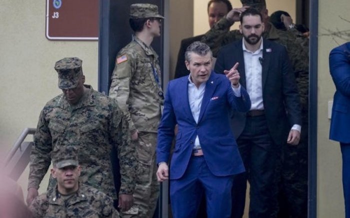 Кутилмаган бурилиш: АҚШ Украинага ҳарбий ёрдам беришни тўхтатиб қўйди