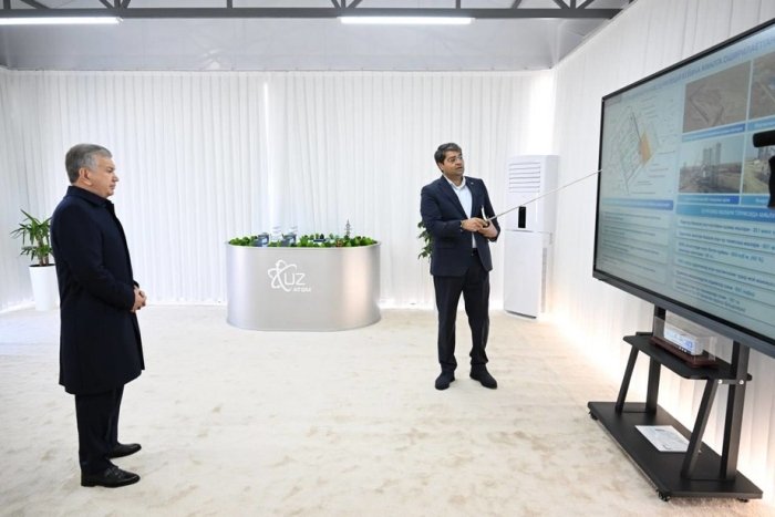 Prezident zamonaviy yo‘l, energetika va shaharsozlik loyihalari bilan tanishdi