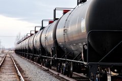 Германия Россия билан дизель ёқилғиси етказиб бериш бўйича келишув тузишни таклиф қилди