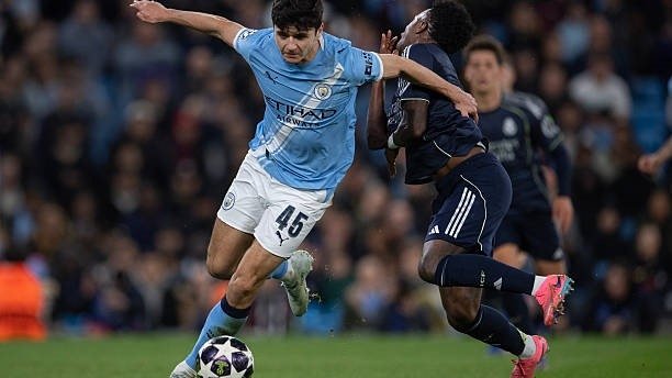 Рус шарҳловчиси Абдуқодир Ҳусановнинг ҳаракатларига юқори баҳо берди