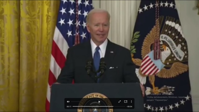 Ana xolos! Bayden o‘zini Jo Baydenning eri va Obamaning vise-prezidenti deb atadi (VIDEO)