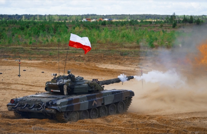 Polsha Mudofaa vazirligi Belorus chegarasi yaqinida yangi tank batalyoni paydo bo‘lganini e’lon qildi